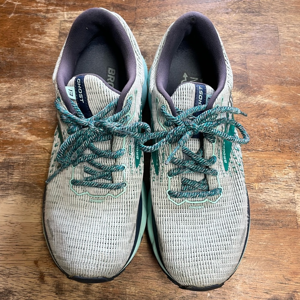 Brooks running shoes Ghost 13 size9